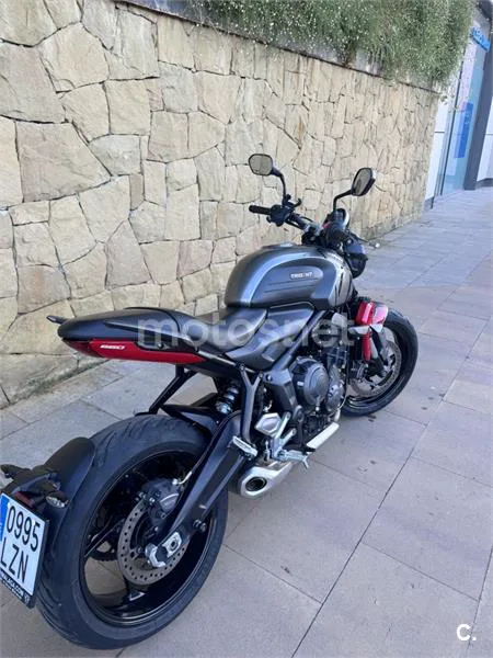 Triumph Trident 660 - Vista 5