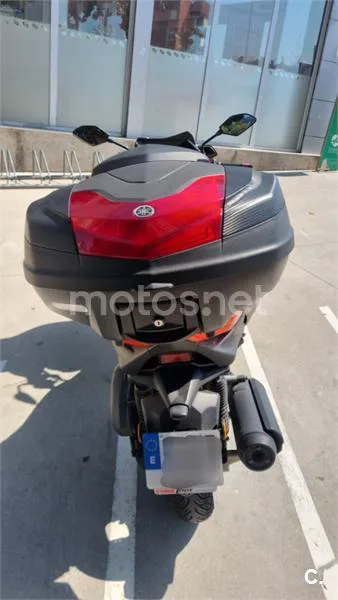 Yamaha XMAX 125 - Vista 6