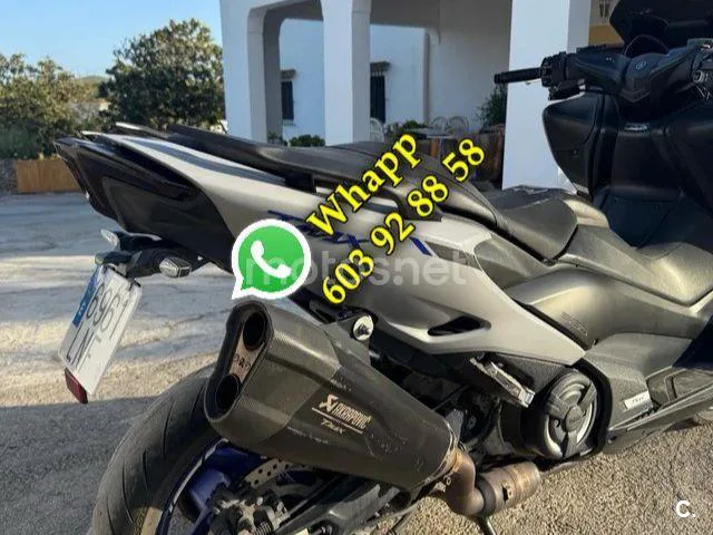 Yamaha TMAX - Vista 5