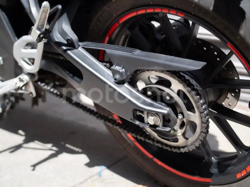 Yamaha MT-125 - Vista 17