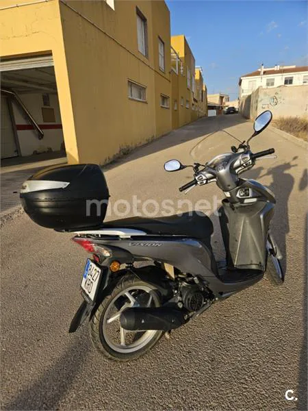 Honda Vision 1690 € 2018 Murcia - 1