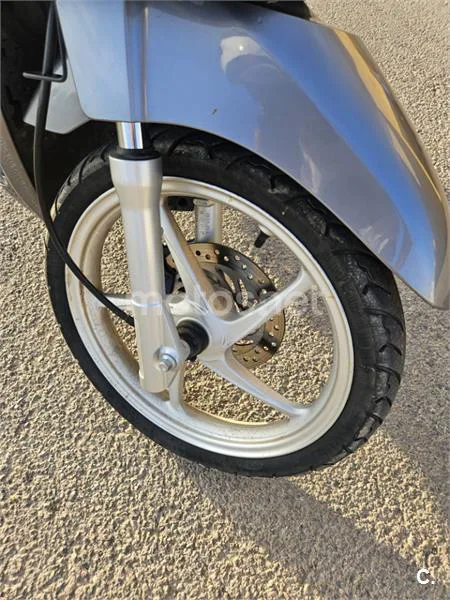 Honda Vision - Vista 6