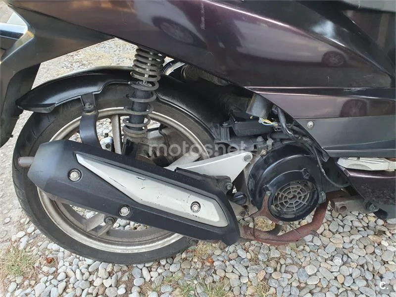 Peugeot Tweet 125 1100 € 2014 Girona - 2