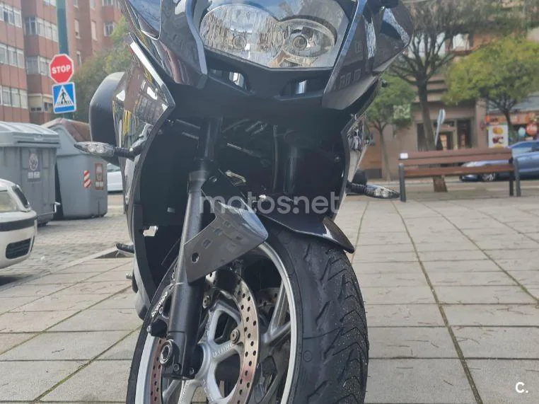 BMW F 800 GT - Vista 7