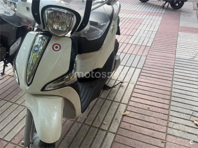 Piaggio Liberty 125 - Vista 3