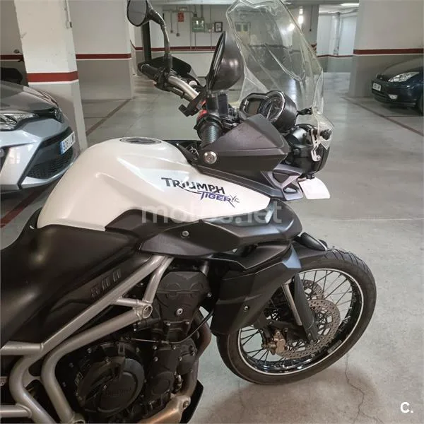 Triumph Tiger 800 XC - Vista 6