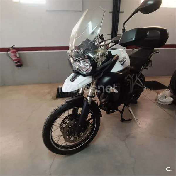 Triumph Tiger 800 XC - Vista 7
