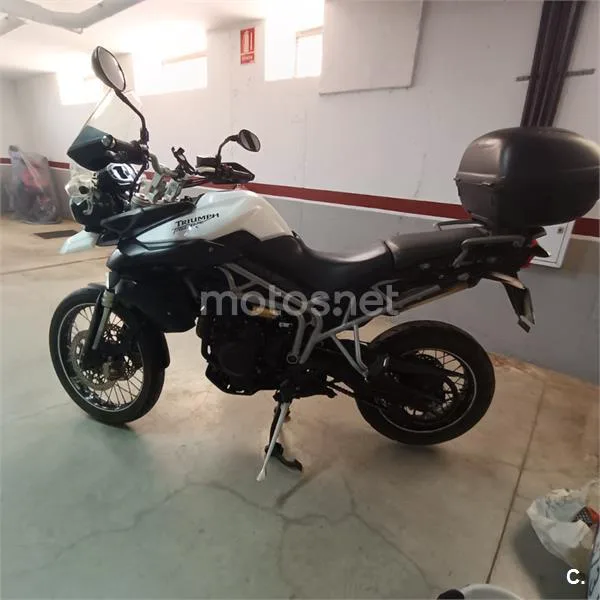 Triumph Tiger 800 XC - Vista 8