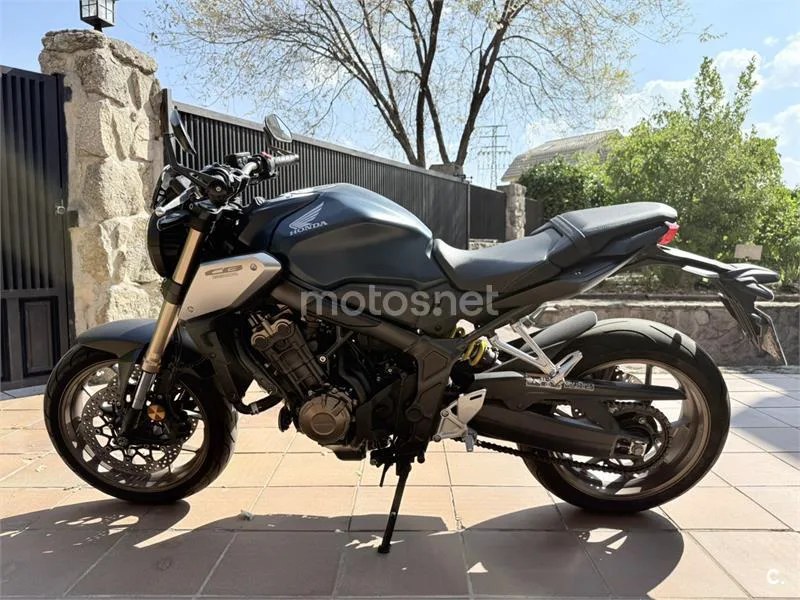 Honda CB650R - Vista 4