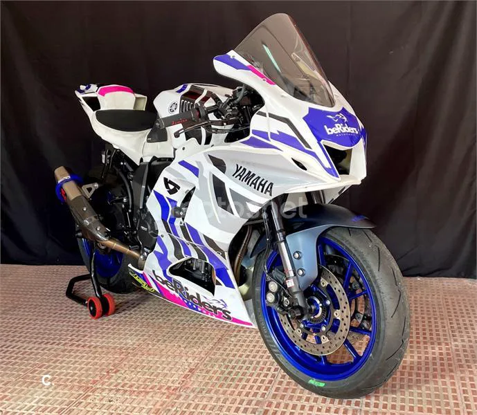 Yamaha YZF-R7 12.500 € 2023 Madrid - 1