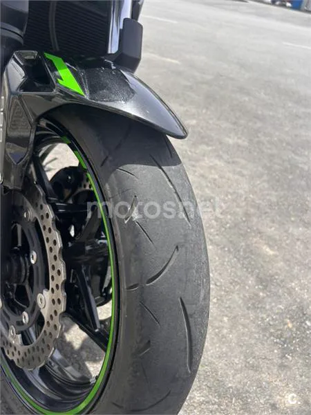 Kawasaki Z650 - Vista 4