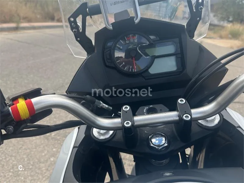 Suzuki V-Strom 650 - Vista 8