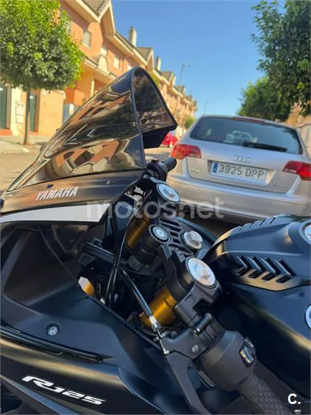Yamaha YZF-R125 - Vista 3