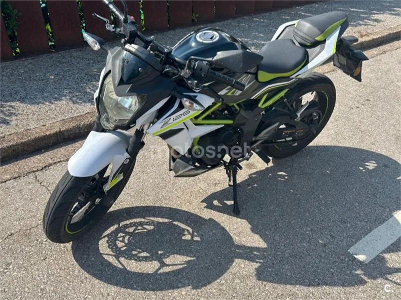 Kawasaki Z125 - Vista 4