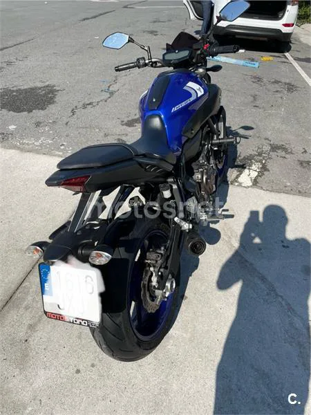 Yamaha MT-07 - Vista 4