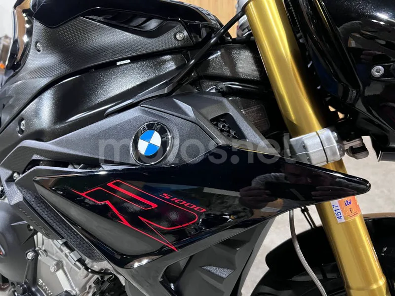 BMW S 1000 R - Vista 18