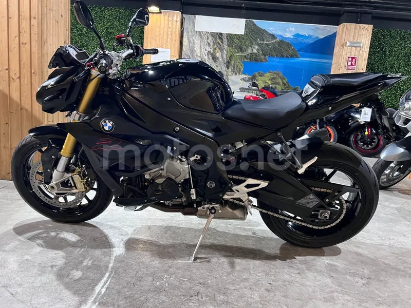 BMW S 1000 R - Vista 4