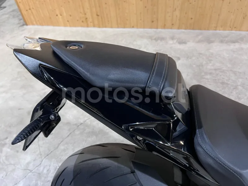 BMW S 1000 R - Vista 33