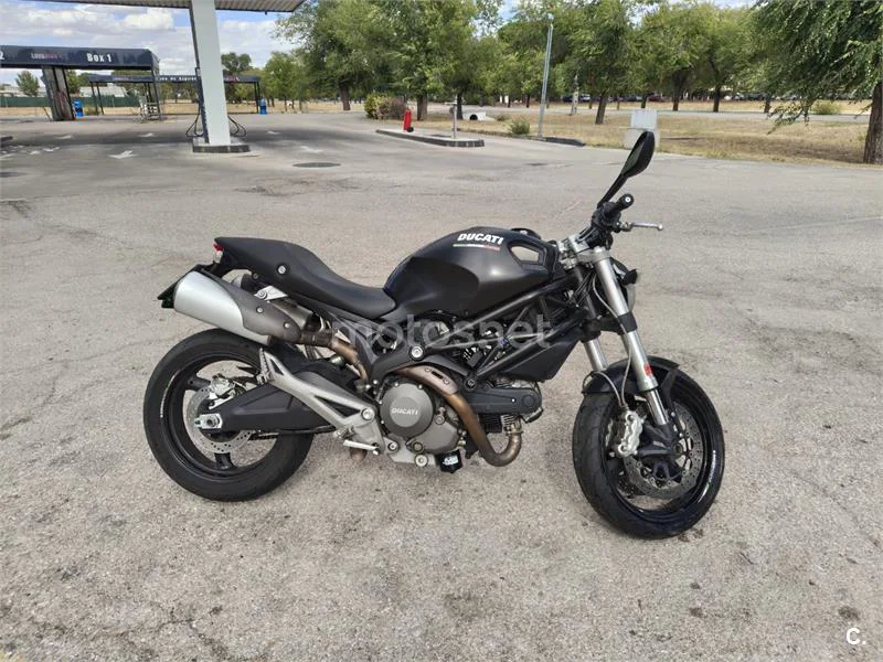 Ducati Monster 696 3500 € 2010 Madrid - 2