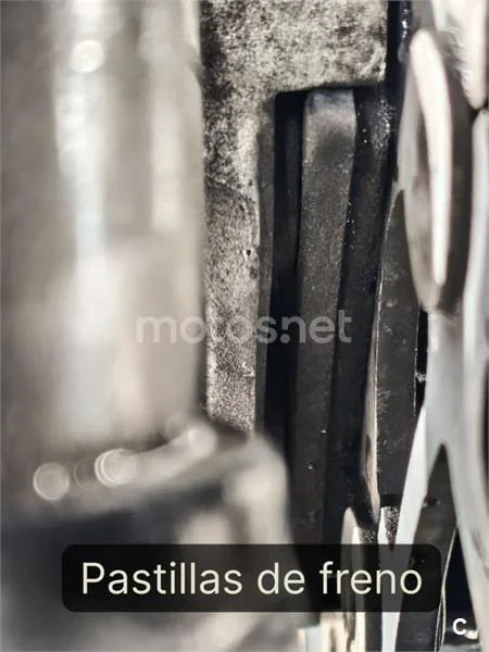 Ducati Monster 696 - Vista 7