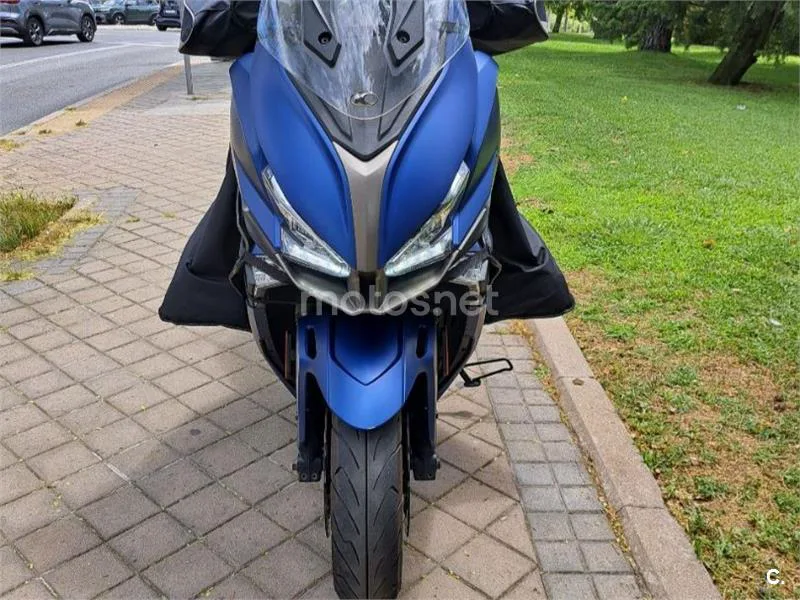 Kymco Xciting S 400 - Vista 3
