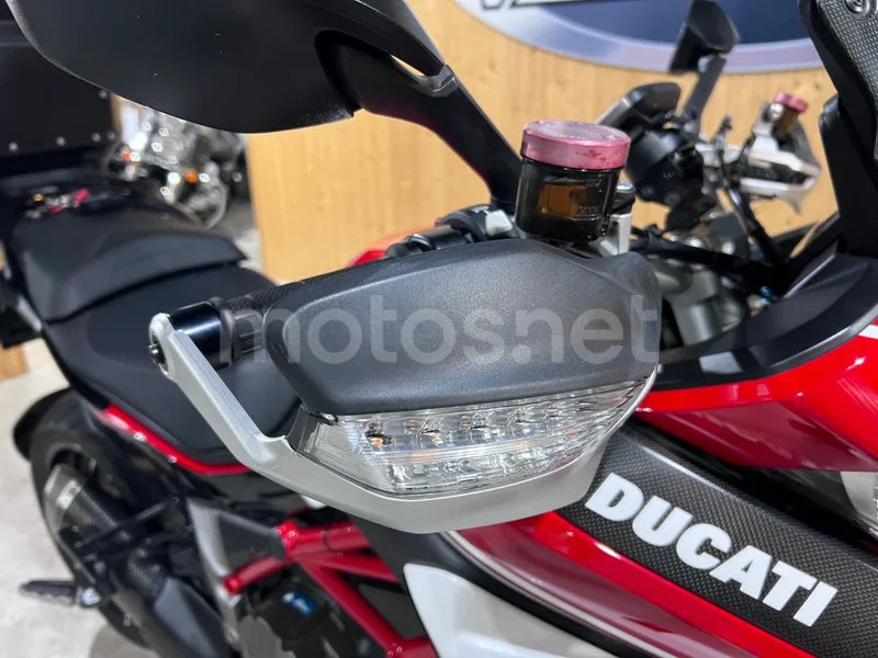 Ducati Multistrada 1200 - Vista 19