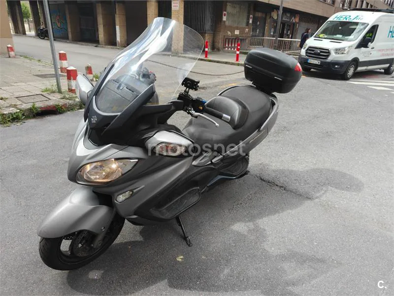 Suzuki Burgman 650 Executive - Vista 6