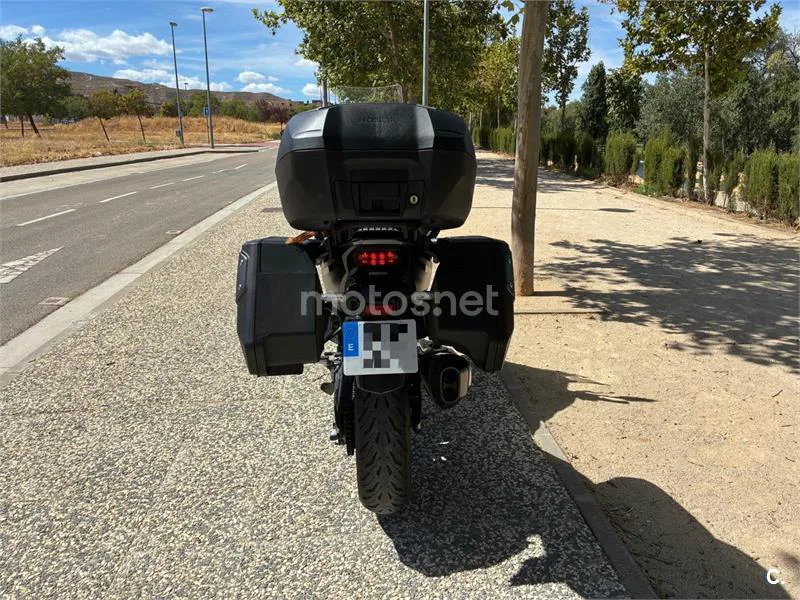 Honda NT1100 - Vista 3