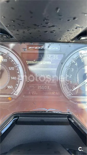 Honda Forza 125 - Vista 3