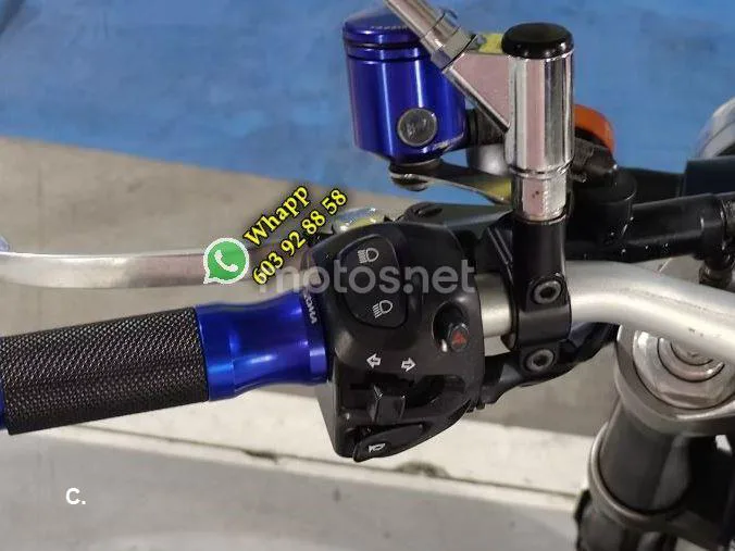 Yamaha MT-01 - Vista 3