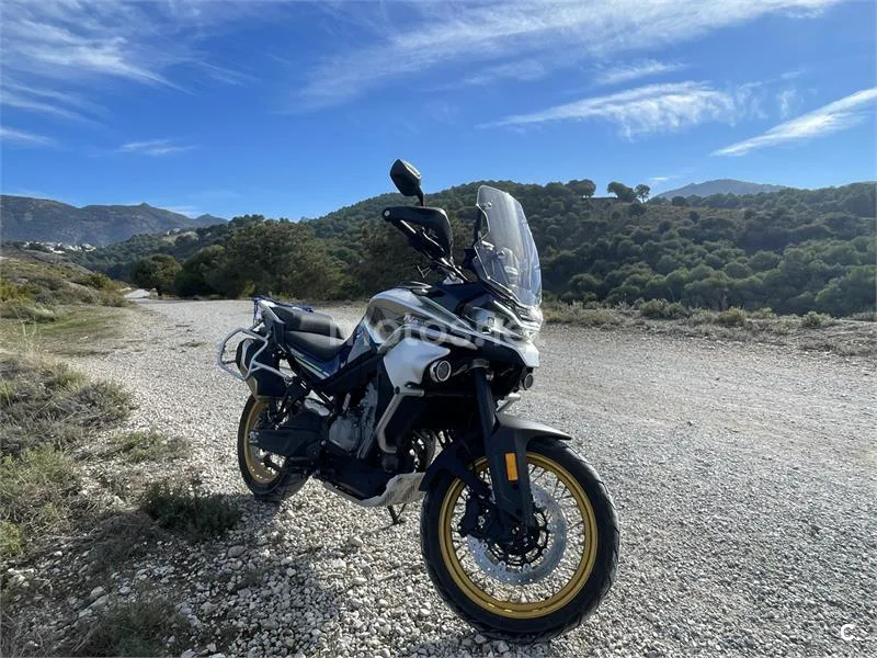 CFMOTO 800MT - Vista 11