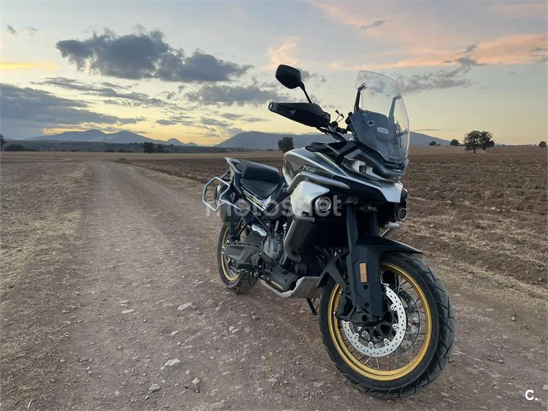 CFMOTO 800MT - Vista 5