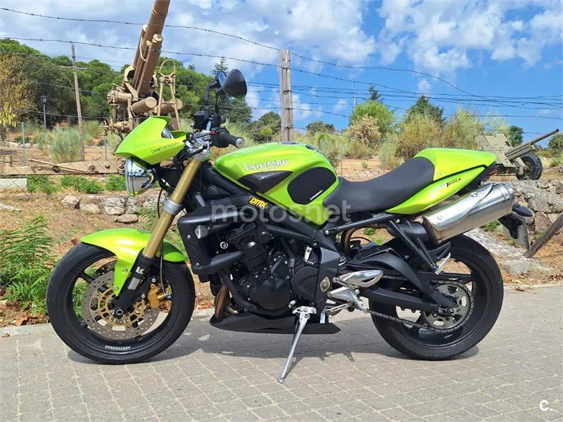 Triumph Street Triple 4000 € 2008 Madrid - 1
