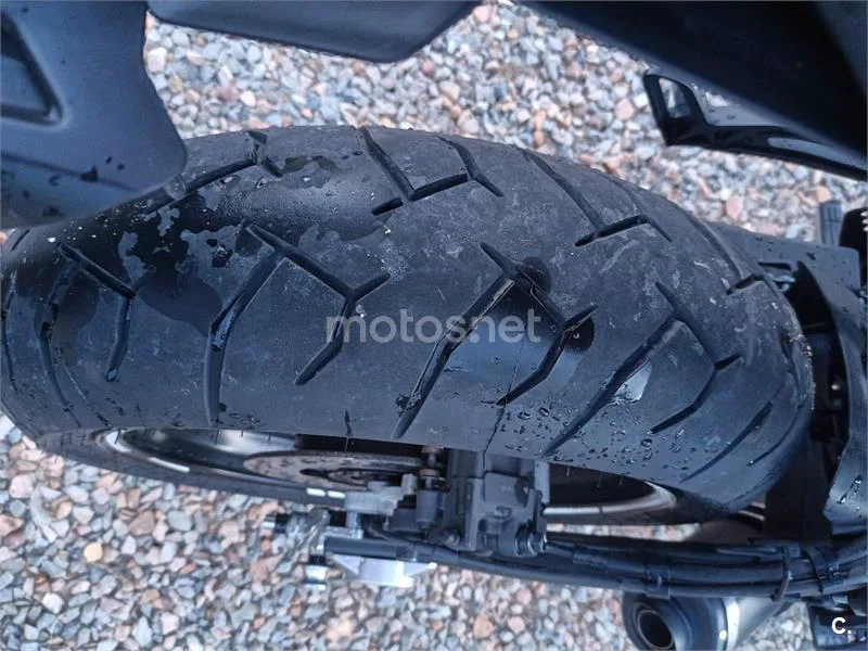 Yamaha MT-07 - Vista 8
