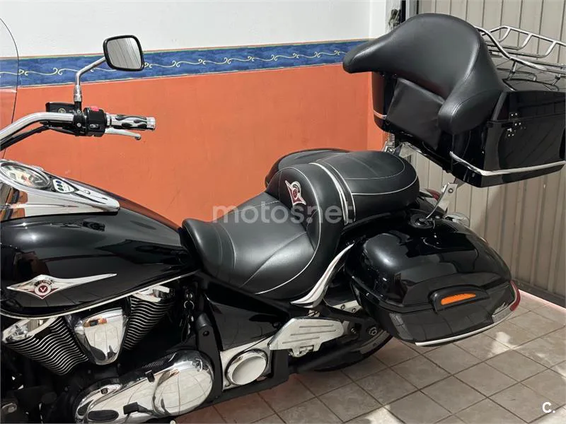 Kawasaki VN900 Classic - Vista 9