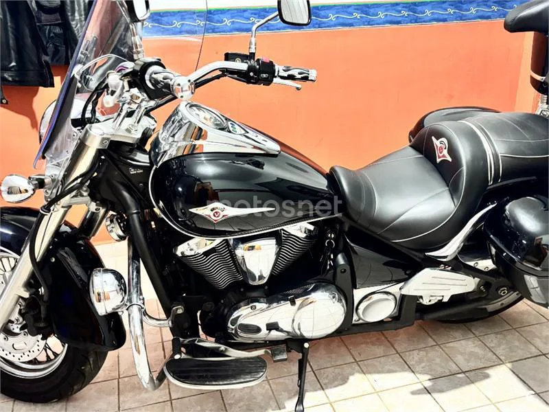 Kawasaki VN900 Classic - Vista 10