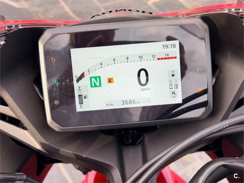 Honda CBR650R - Vista 5