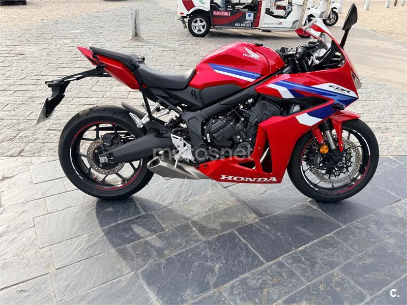 Honda CBR650R - Vista 7