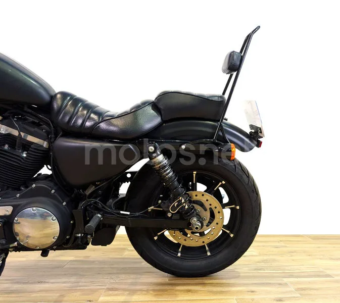 Harley-Davidson Sportster 883 - Vista 9