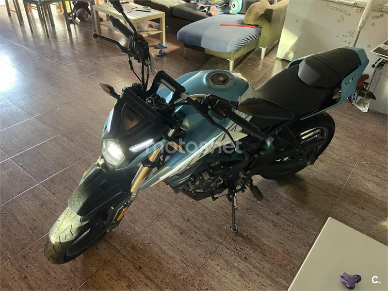 Voge 125R - Vista 3