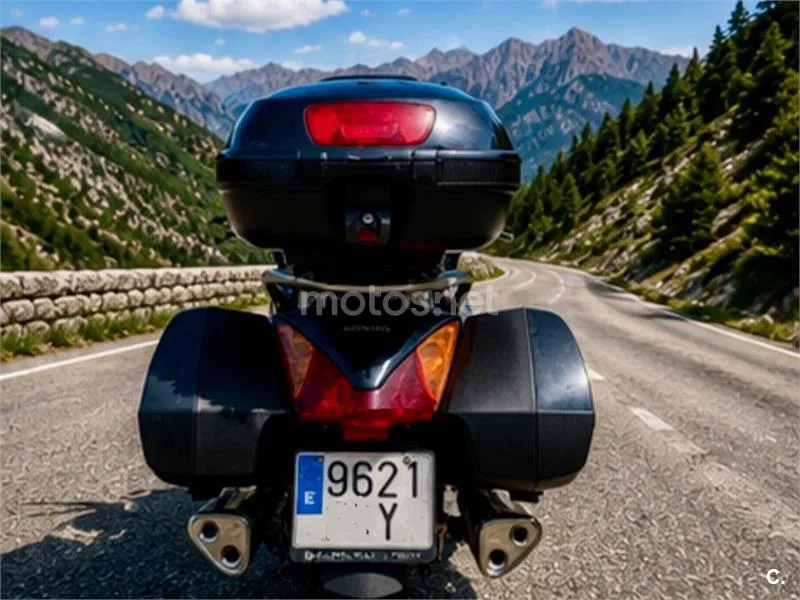 Honda ST1300 Pan-European - Vista 8