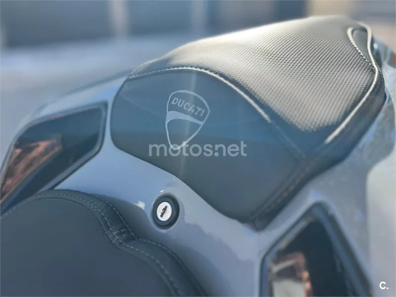 Ducati 848 EVO - Vista 13