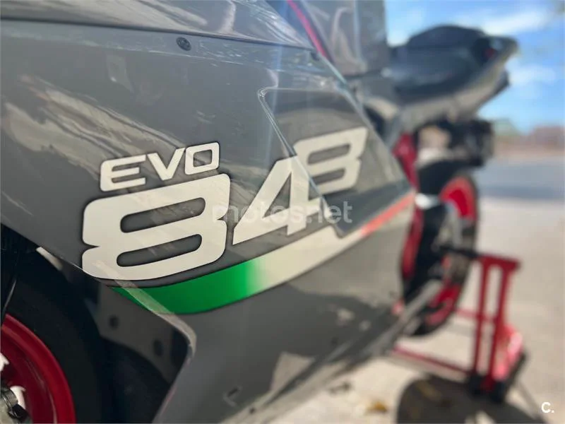 Ducati 848 EVO - Vista 8