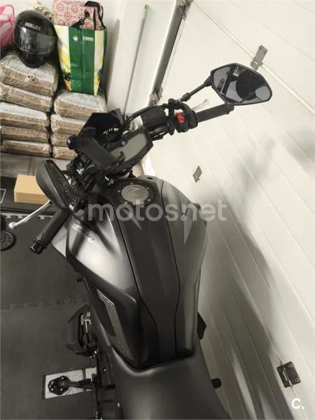 Yamaha MT-07 - Vista 11