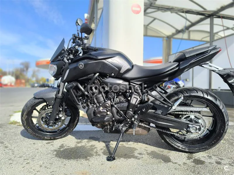 Yamaha MT-07 - Vista 7