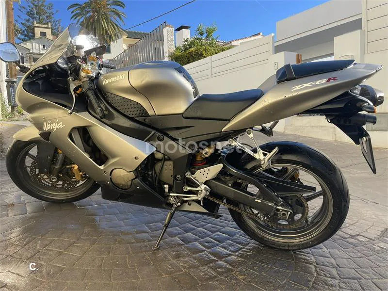 Kawasaki Ninja ZX-6R 2500 € 2005 Málaga - 2