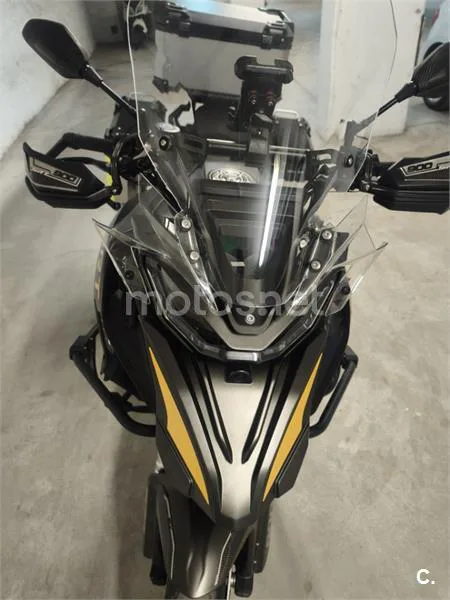 QJ Motor SRT 900 S 7300 € 2025 Barcelona - 1