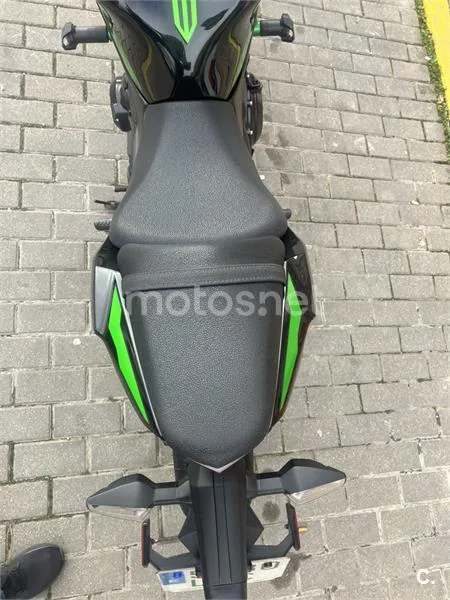 Kawasaki Z650 - Vista 12