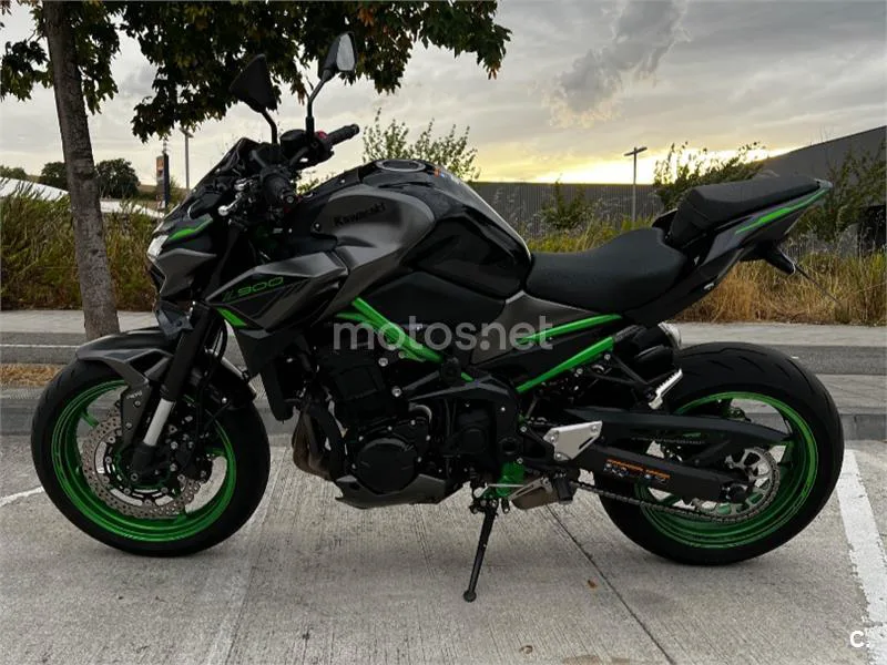 Kawasaki Z900 - Vista 5