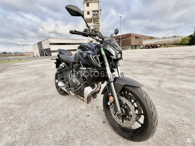 Yamaha MT-07 - Vista 3